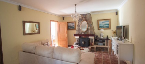 Дом с 6 спальнями в Эстепона, Испания № 149110 6