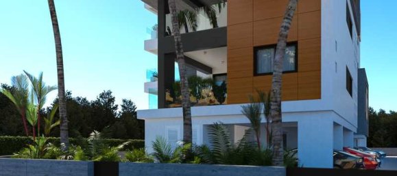 4 bedrooms Penthouse in Limassol, Cyprus No. 7839 2
