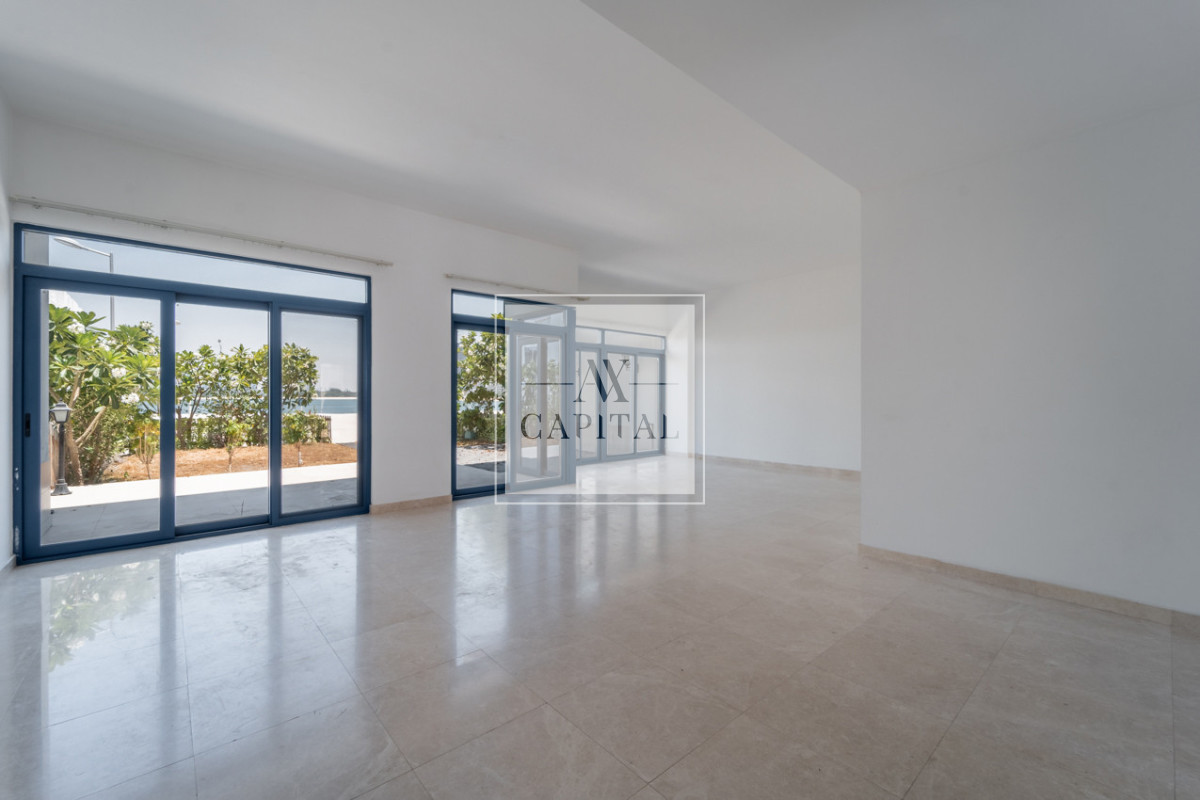 5 bedrooms Townhouse in Palm Jumeirah, UAE No. 51535