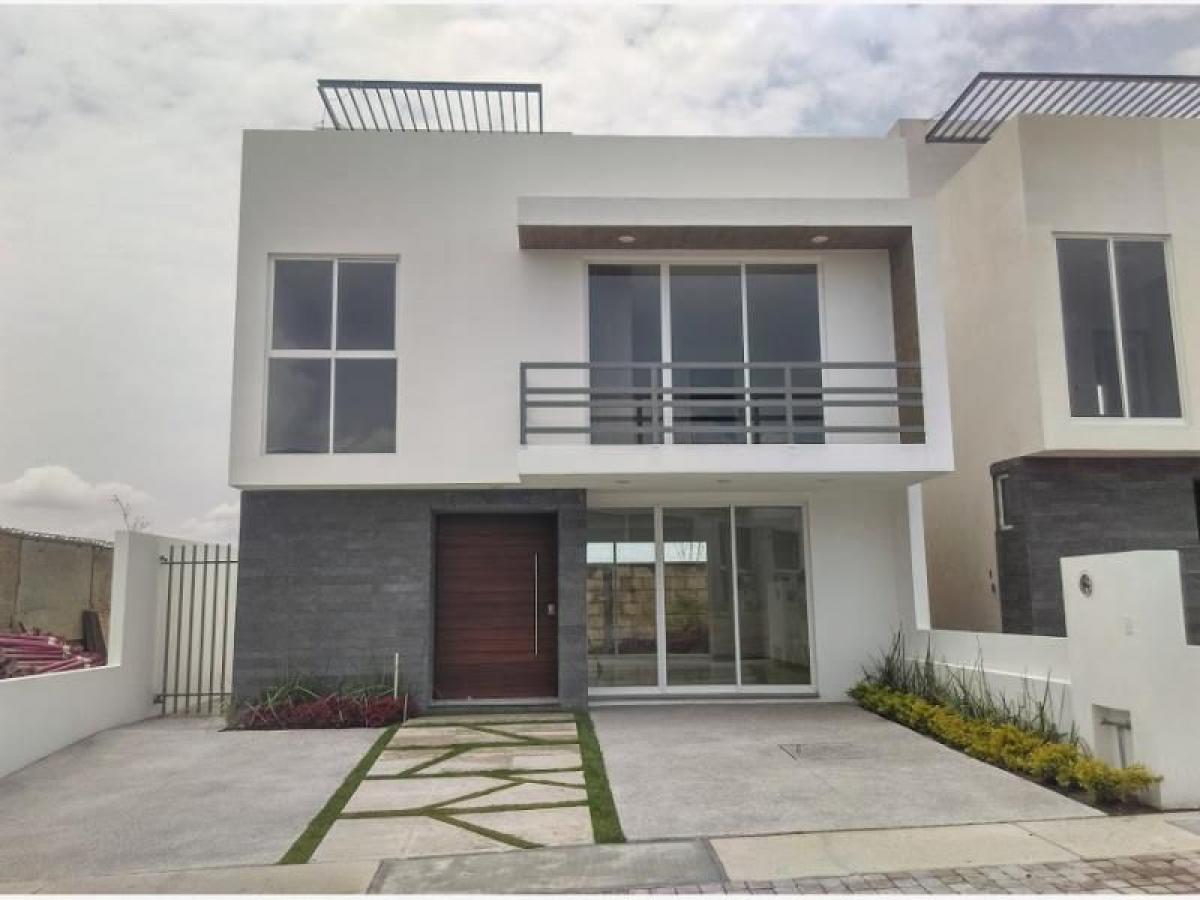 3 bedrooms House in Queretaro, Mexico No. 187530