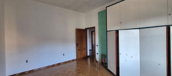4 rooms Apartment in Santa Croce sull'Arno, Italy No. 91007 16