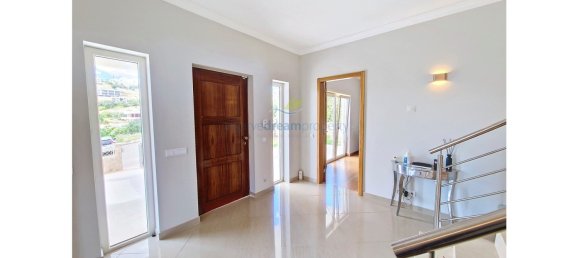4 bedrooms Villa in Albufeira, Portugal No. 125533 6