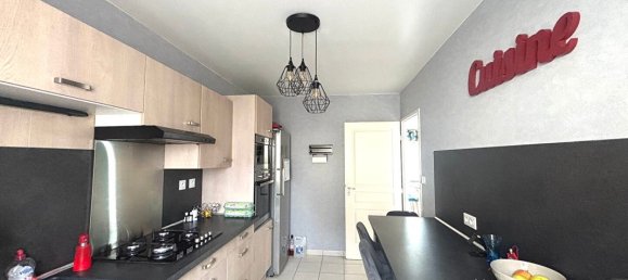 Casa de 4 dormitorios en Dijon, France No. 203018 3