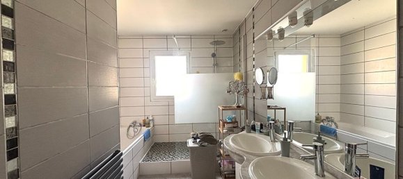 Casa de 4 dormitorios en Dijon, France No. 203018 8