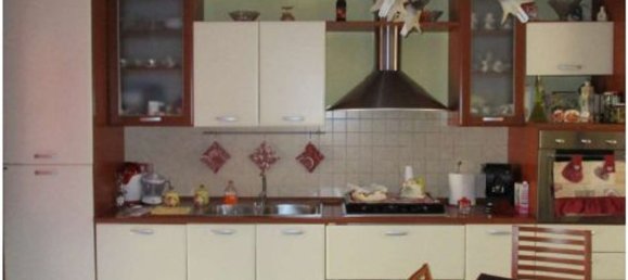 7-salle Appartement à Roggiano Gravina, Italy No. 181530 8