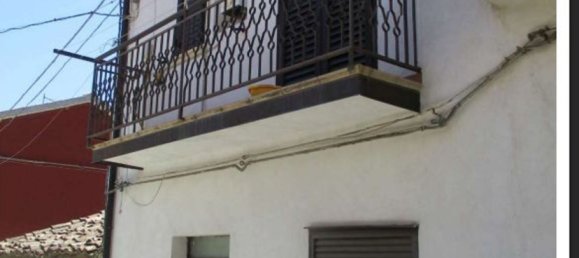 7-salle Appartement à Roggiano Gravina, Italy No. 181530 5