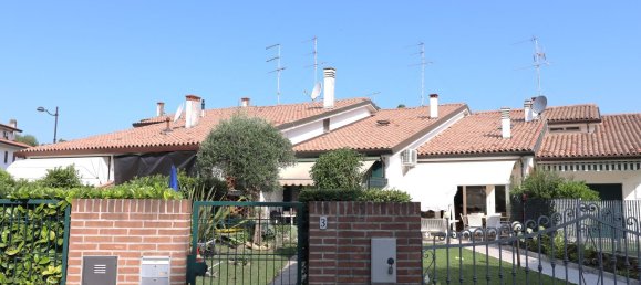 4 Schlafzimmer Haus in Caorle, Italy, Nr. 381278 11