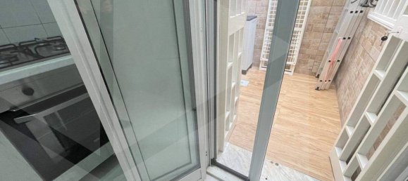 2غرفة شقة في Bari, Italy رقم 33887 23