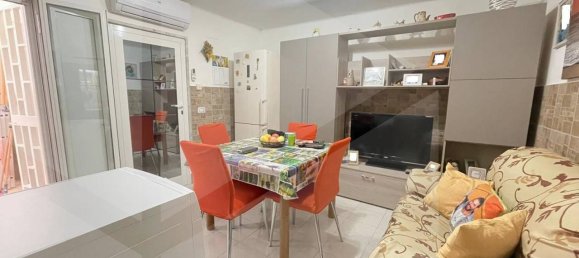 2غرفة شقة في Bari, Italy رقم 33887 37