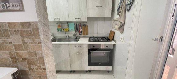 2غرفة شقة في Bari, Italy رقم 33887 6