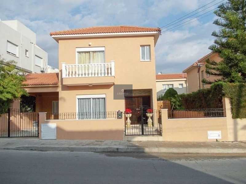 3 Schlafzimmer Villa in Germasogeia, Cyprus, Nr. 67998