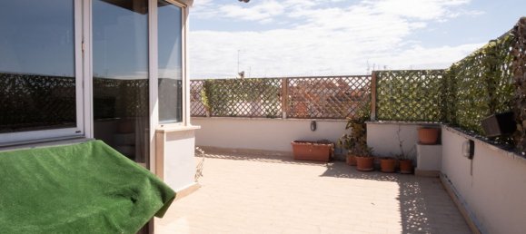 2 bedrooms Penthouse in Rome, Italy No. 348246 3