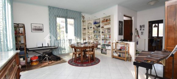 Вилла с 2 спальнями в Масса, Италия № 215041 2