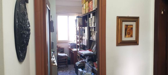 5 rooms Apartment in Bari, Italy No. 175959 15