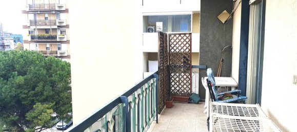 5 rooms Apartment in Bari, Italy No. 175959 9