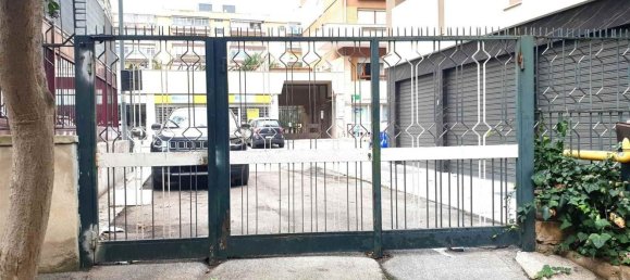 5 rooms Apartment in Bari, Italy No. 175959 28