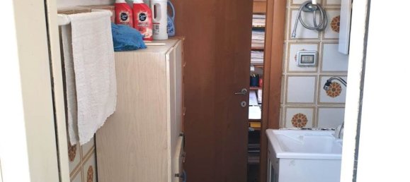 5 rooms Apartment in Bari, Italy No. 175959 18