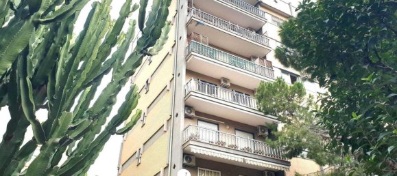 5 rooms Apartment in Bari, Italy No. 175959 31