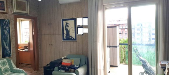 5 rooms Apartment in Bari, Italy No. 175959 4