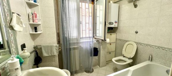 2 Schlafzimmer Wohnung in Naples, Italy, Nr. 329367 9