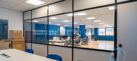 806m² Office in Sants-Montjuic, Spain No. 165421 4