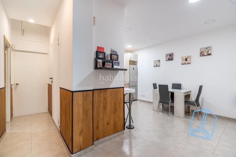 2 Schlafzimmer Gewerbliche Immobilie in Cornella De Llobregat, Spain, Nr. 174118