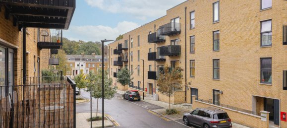 2 Schlafzimmer Wohnung in Woolwich, United Kingdom, Nr. 10979 8