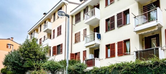 4 rooms Apartment in Genoa, Italy No. 125961 27