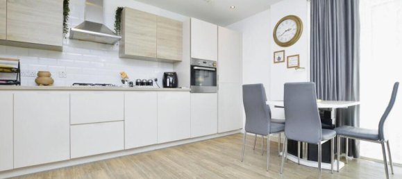 2 bedrooms Apartment in Barking, United Kingdom No. 12476 6