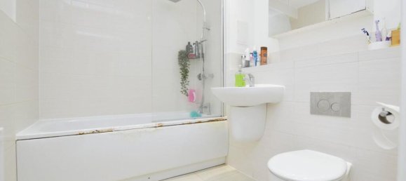 2 bedrooms Apartment in Barking, United Kingdom No. 12476 15