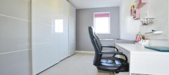 2 bedrooms Apartment in Barking, United Kingdom No. 12476 13