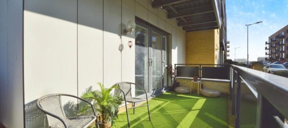 2 bedrooms Apartment in Barking, United Kingdom No. 12476 10