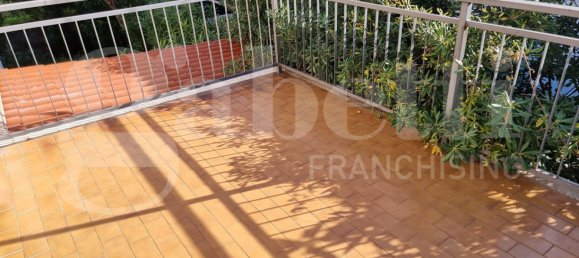 Dúplex de 3 dormitorios en Sangineto, Italy No. 120099 26