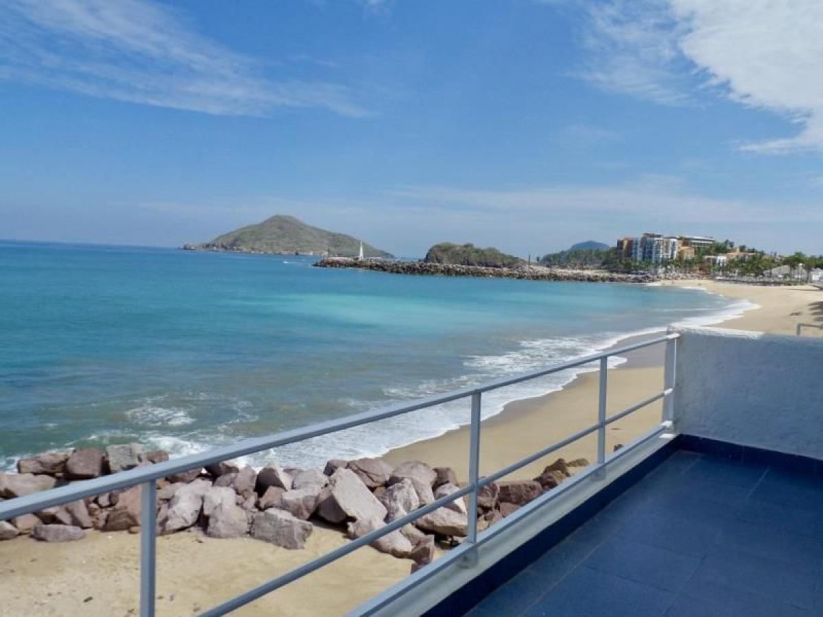 5 bedrooms House in Sinaloa, Mexico No. 153376