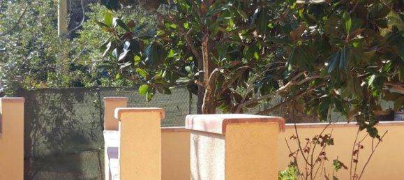 Квартира с 3 комнатами в Порто Адзурро, Италия № 215264 39