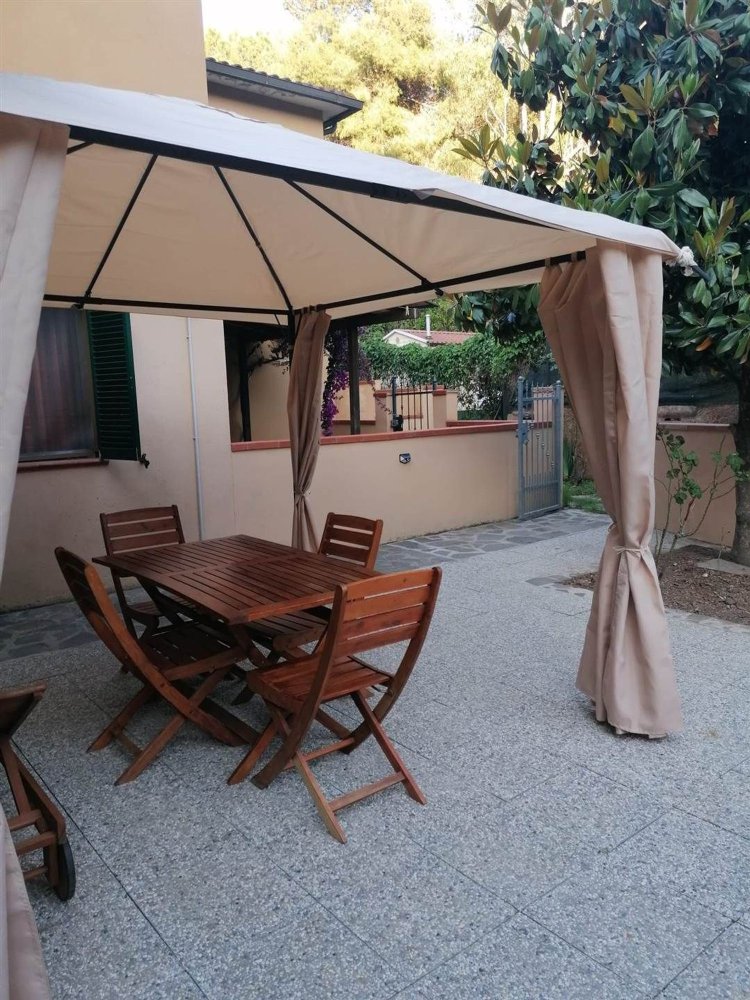 Квартира с 3 комнатами в Порто Адзурро, Италия № 215264