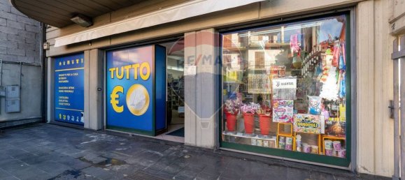 140m² Commercial property in Adrano, Italy No. 57046 4