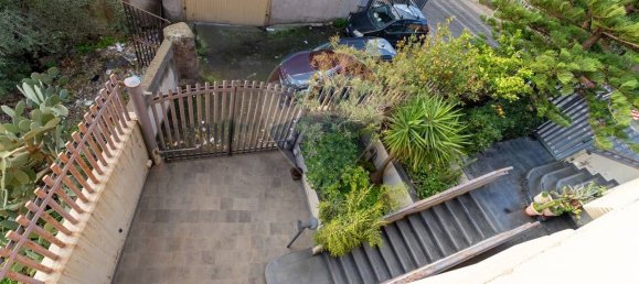 140m² Commercial property in Adrano, Italy No. 57046 10