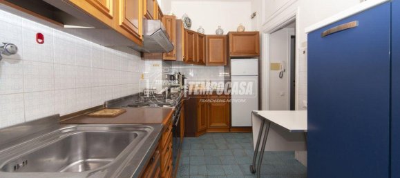 Apartamento de 4 divisões em Perugia, Italy N.º 62024 12