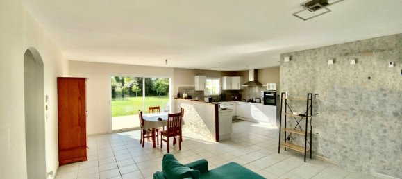 3 bedrooms Villa in Casteljaloux, France No. 202149 3