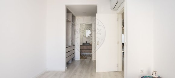 4 bedrooms House in Sesimbra, Portugal No. 24324 7