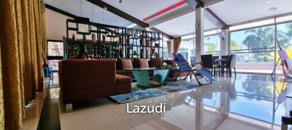 9 bedrooms Cafe / restaurant in Bang Lamung, Thailand No. 15324 3