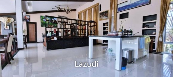 9 bedrooms Cafe / restaurant in Bang Lamung, Thailand No. 15324 4