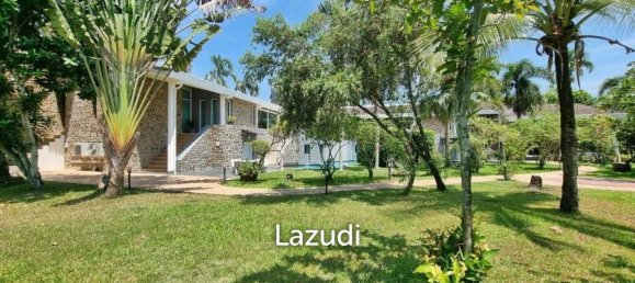 9 bedrooms Cafe / restaurant in Bang Lamung, Thailand No. 15324 6