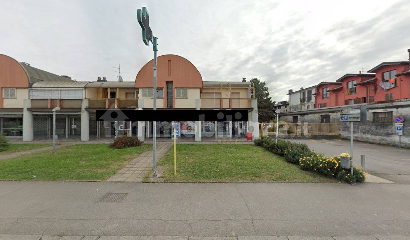 Apartamento de 2 dormitorios en Dalmine, Italy No. 357231