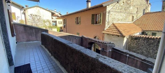 Apartamento de 3 habitaciónes en Tremezzina, Italy No. 143135 3