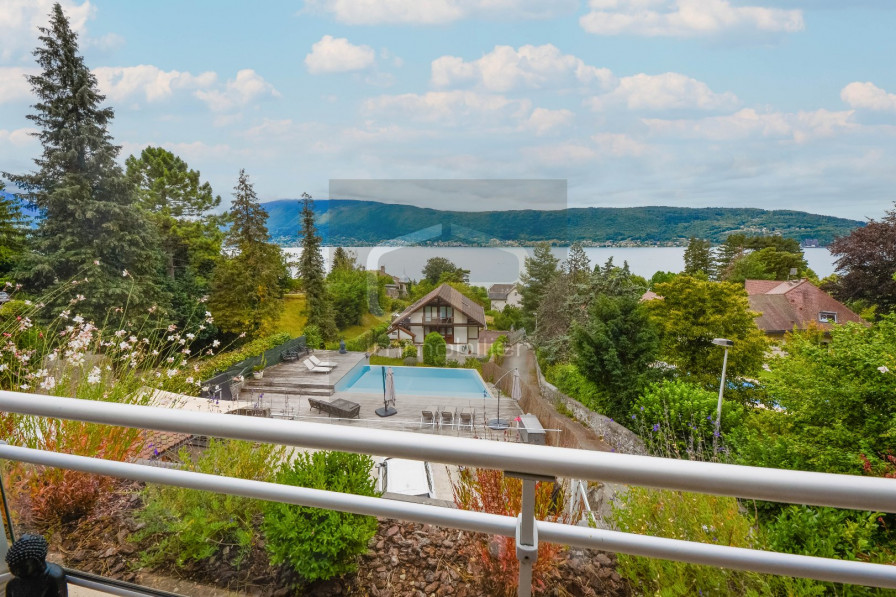 Apartamento de 7 dormitorios en Veyrier-du-Lac, France No. 346673