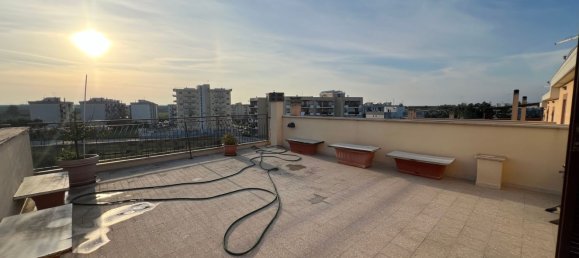 Дом с 5 комнатами в Чериньола, Италия № 20061 8