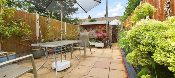 3 bedrooms House in Gillingham, United Kingdom No. 13865 15