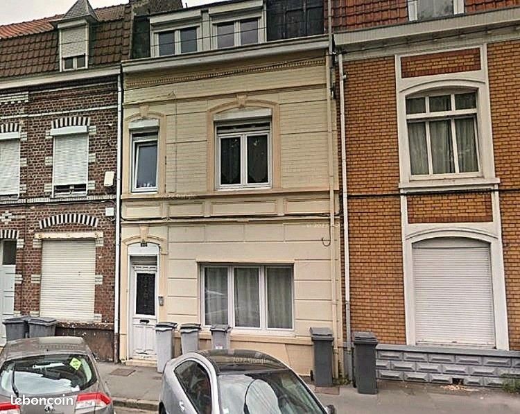 4 bedrooms House in Ronchin, France No. 282575